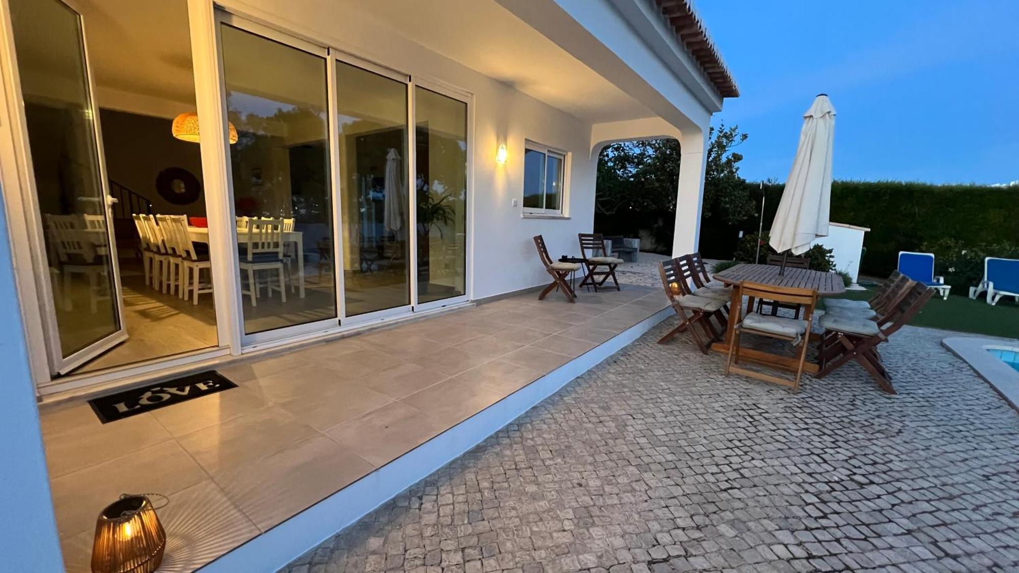 Dad'S Villa Lagos Eksteriør billede
