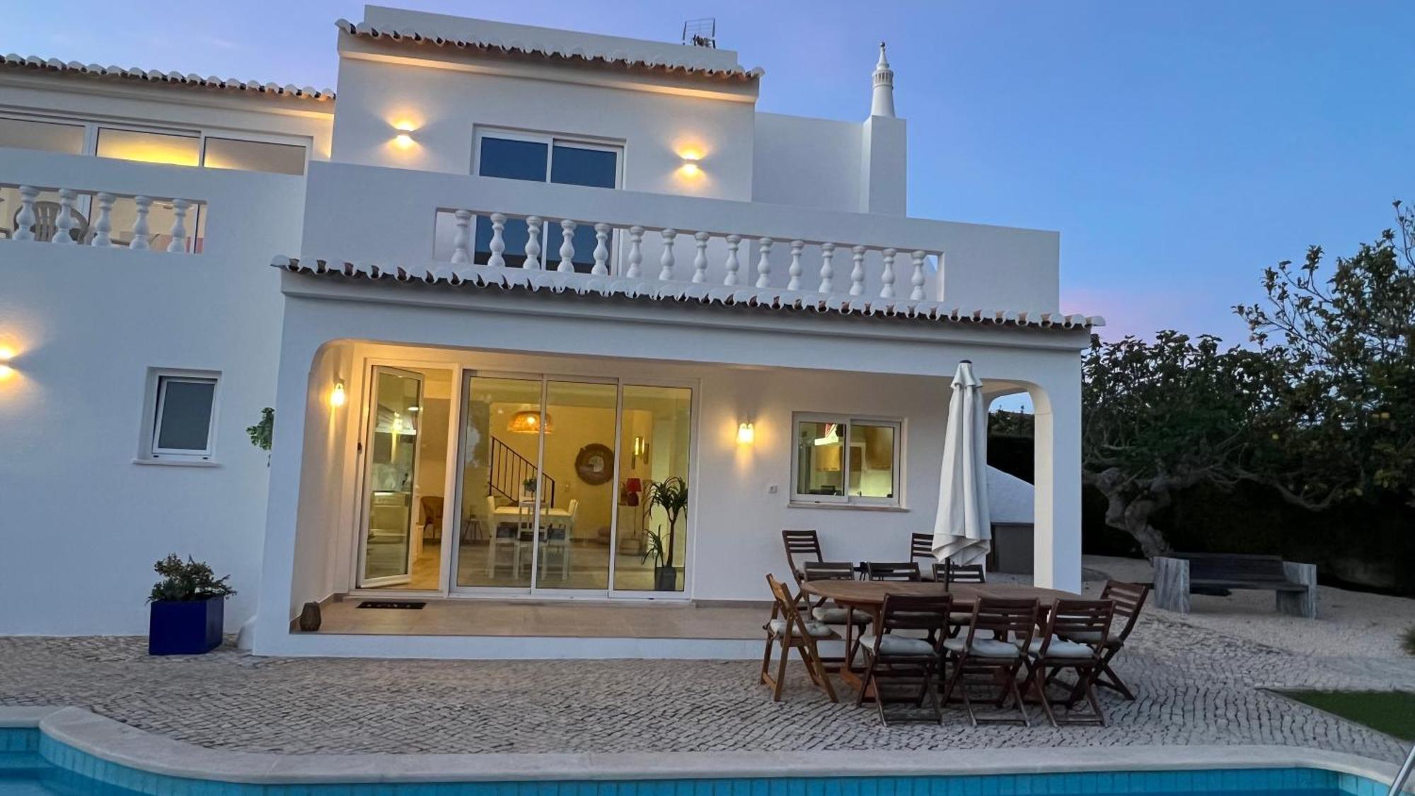 Dad'S Villa Lagos Eksteriør billede