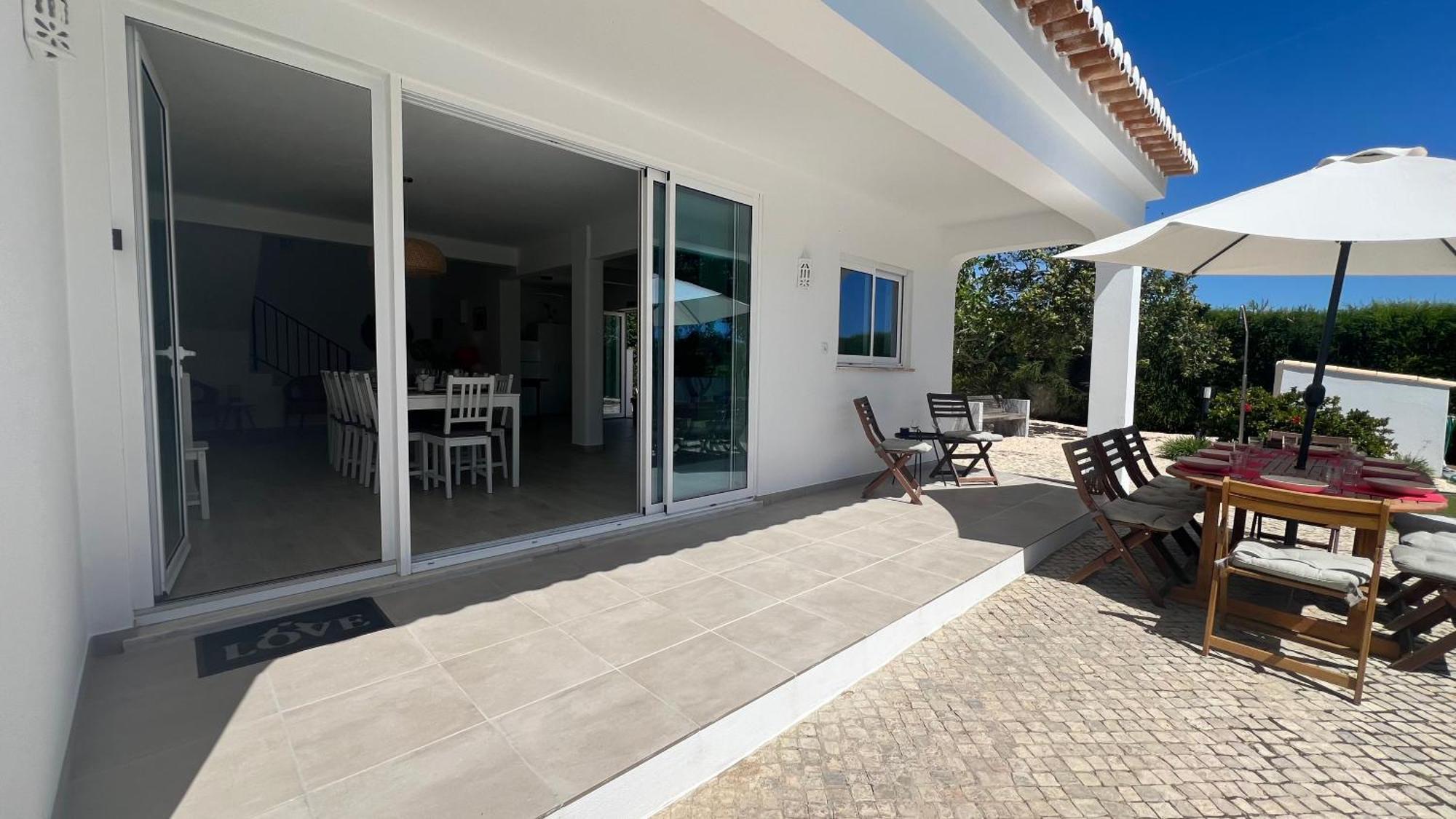 Dad'S Villa Lagos Eksteriør billede