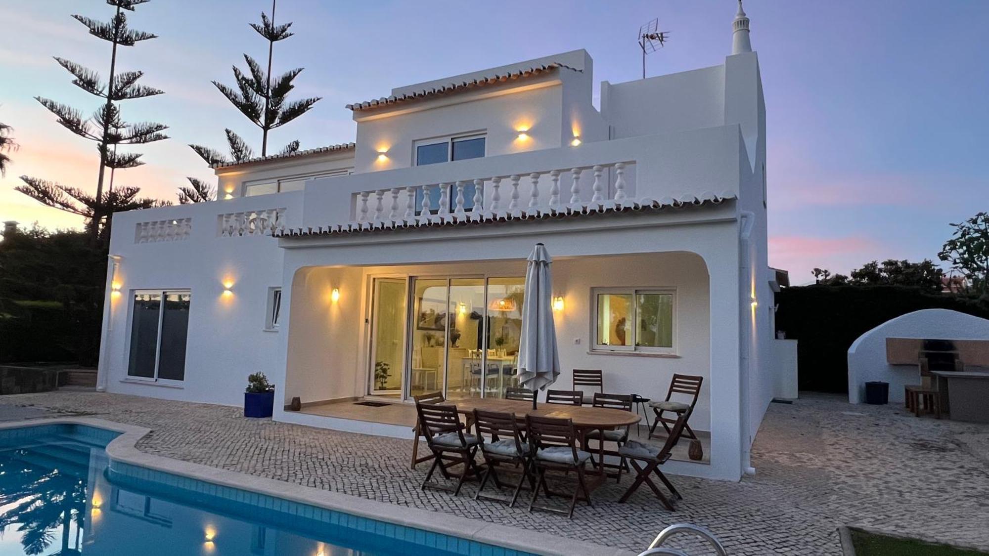 Dad'S Villa Lagos Eksteriør billede